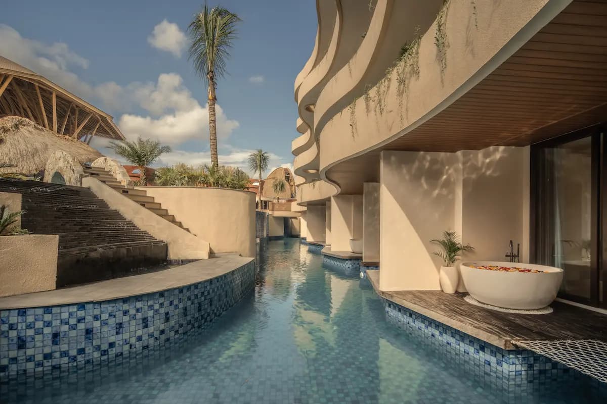 La Mewali Resort