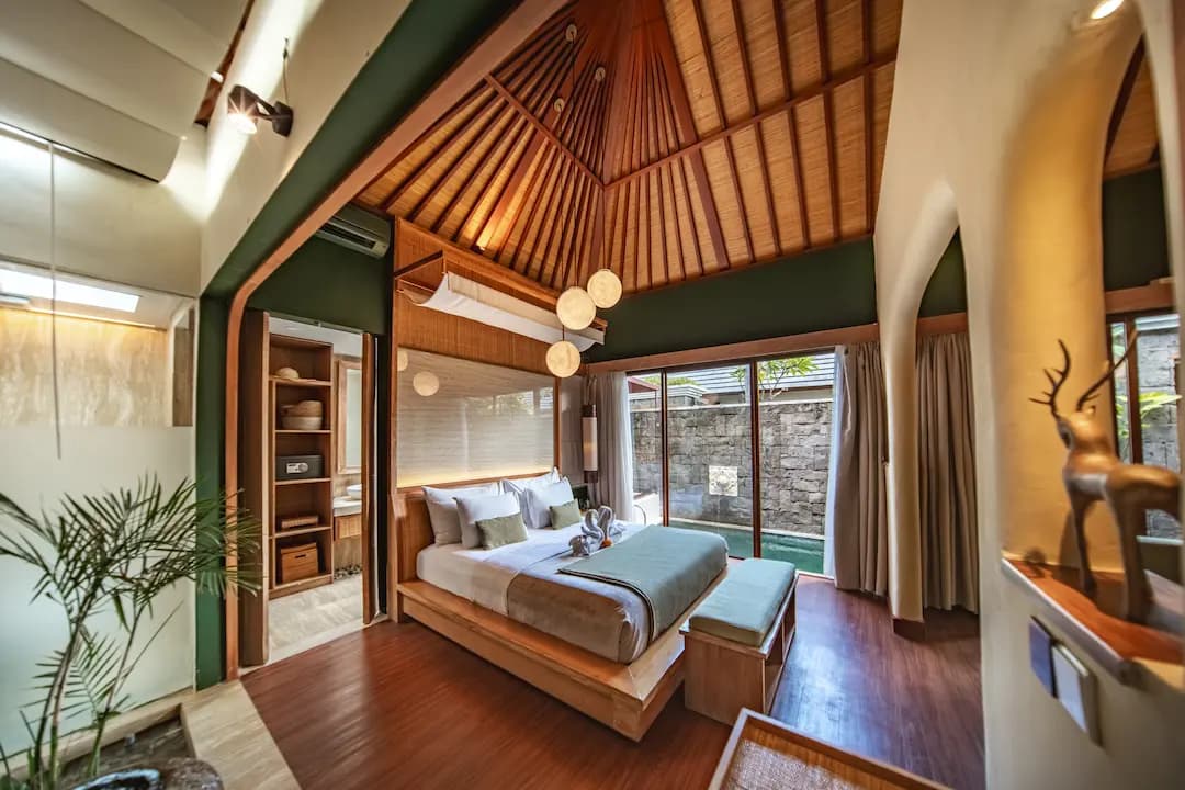 ini vie villa
