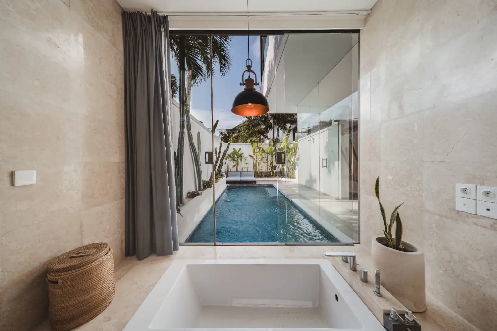 Eight Palms Villa