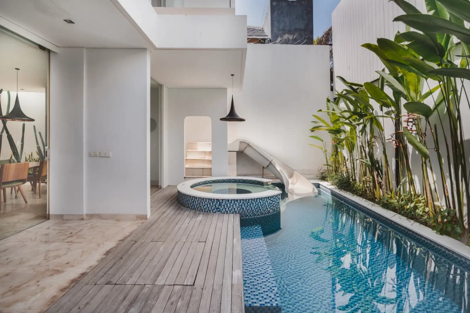 Eight Palms Villa