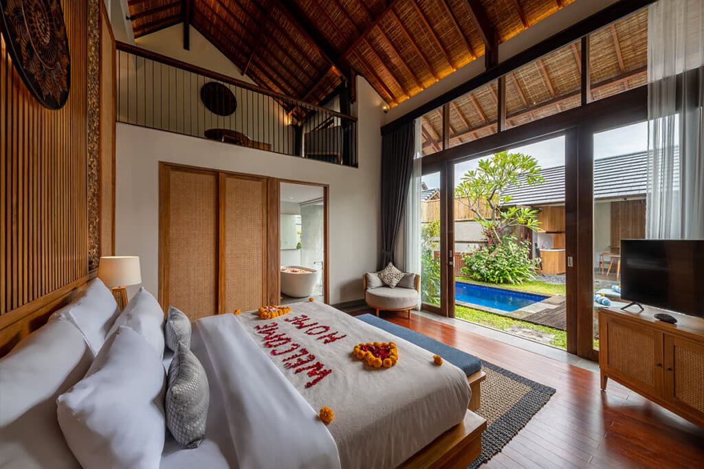villa or hotel
