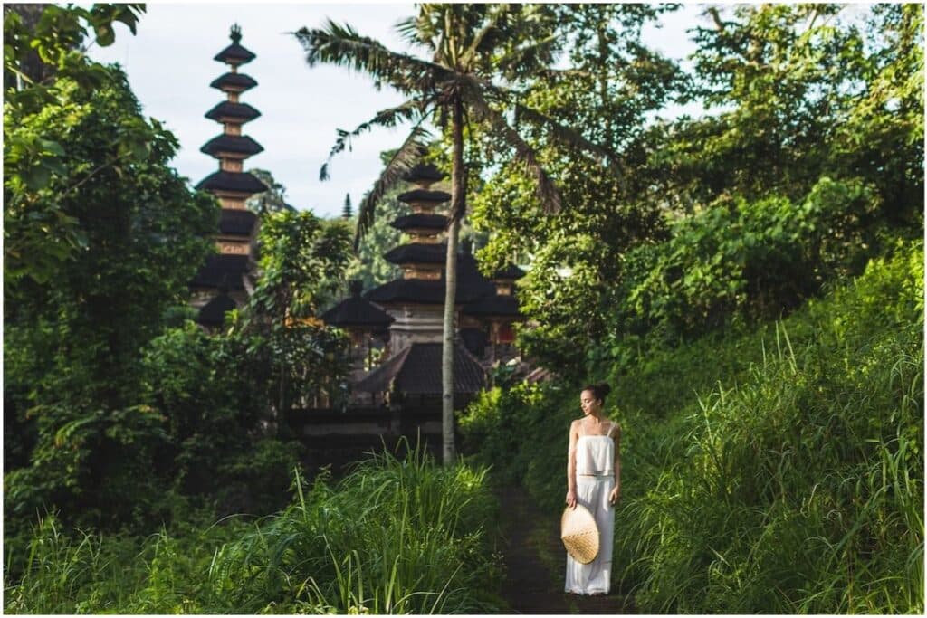 the girl who enjoyed campuhan ridge