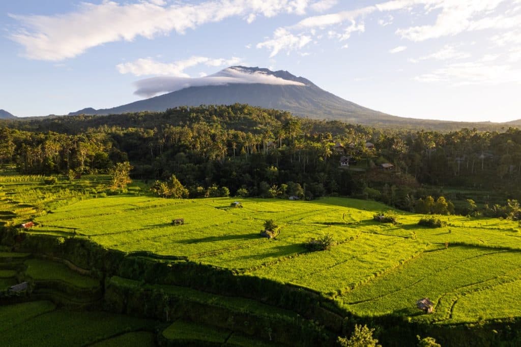 Mendaki Gunung di Bali