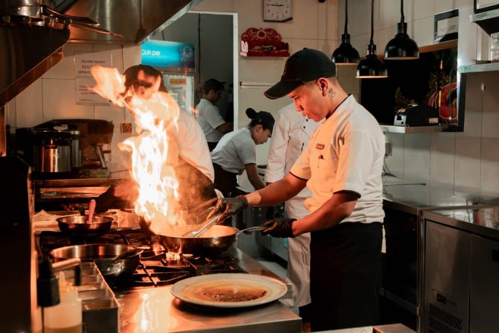 Jenis-Jenis Chef Berdasarkan Kitchen Hierarchy