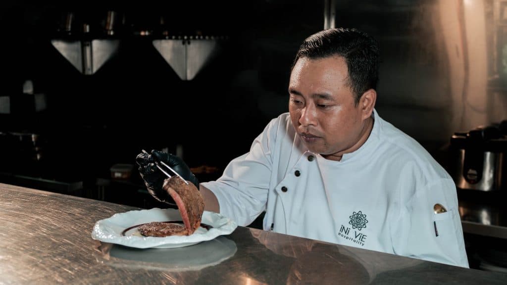 Perbedaan Chef dan Koki