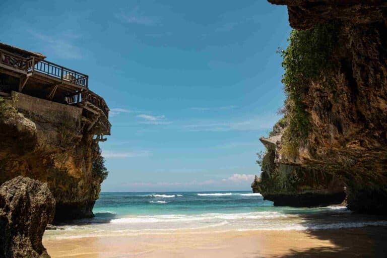 hidden beach bali